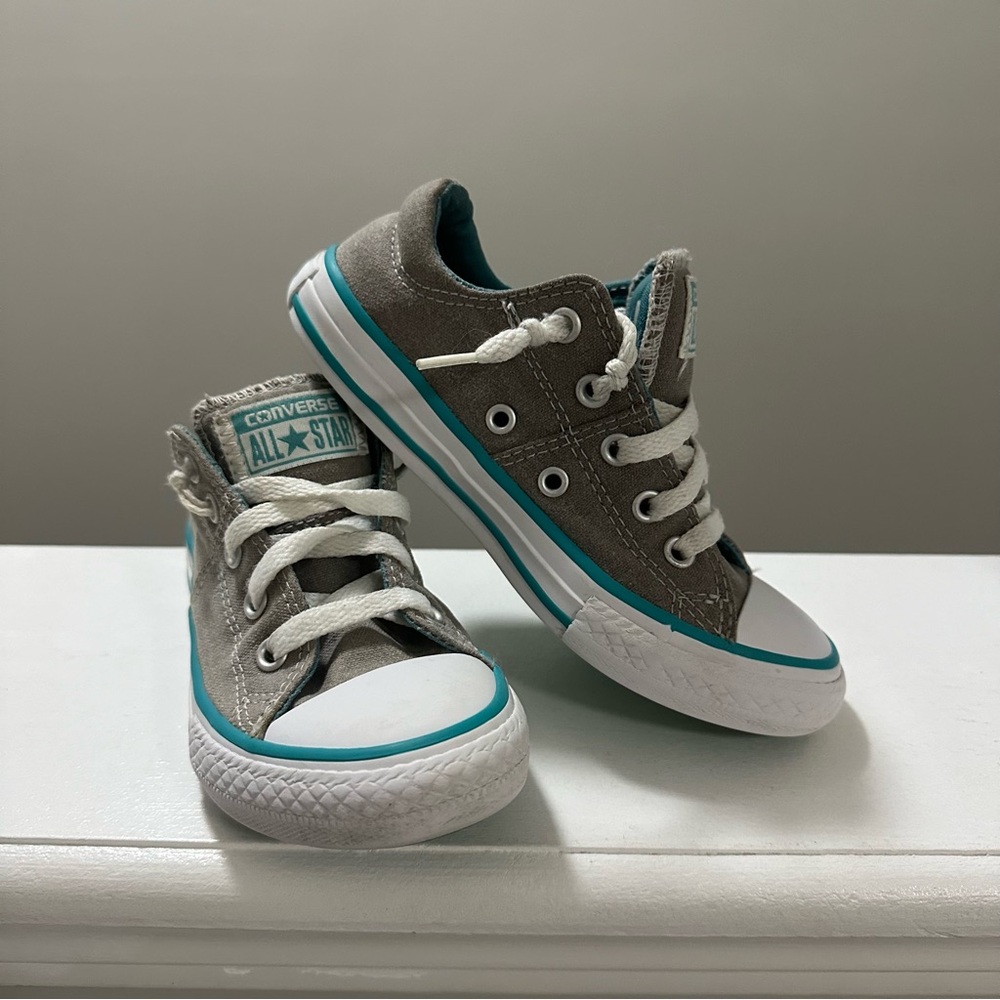 CONVERSE All Stars Junior Sneakers Unisex size 12.5 Gray and Teal classic skater